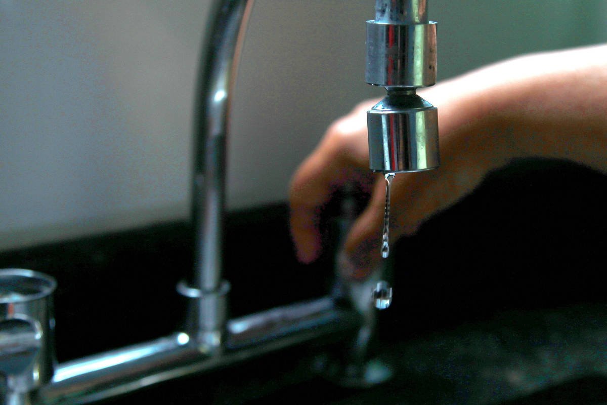 Cidades da Grande São Paulo e bairros da capital seguem sem água, afirma Sabesp