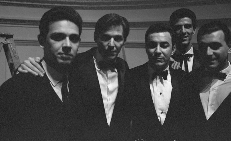 João Gilberto surge em livro com a síntese da genealogia e da evolução da bossa nova