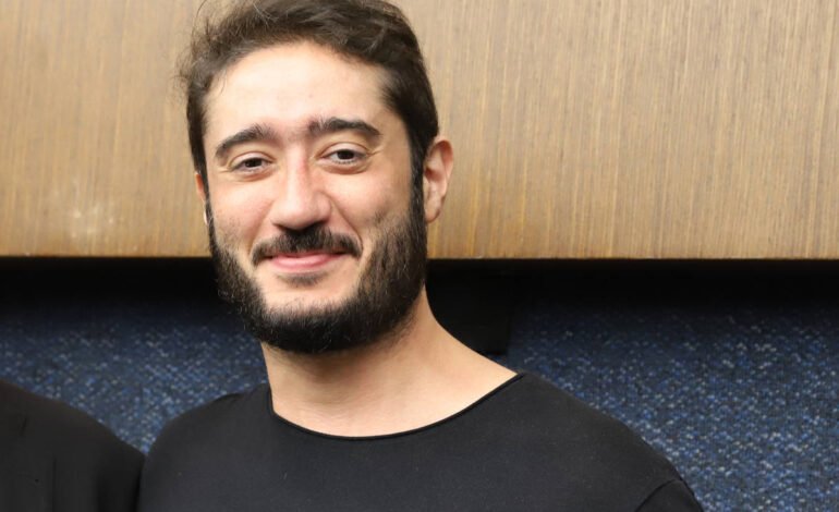 Pré-candidato ao governo de MG é estrela de evento organizado por economista