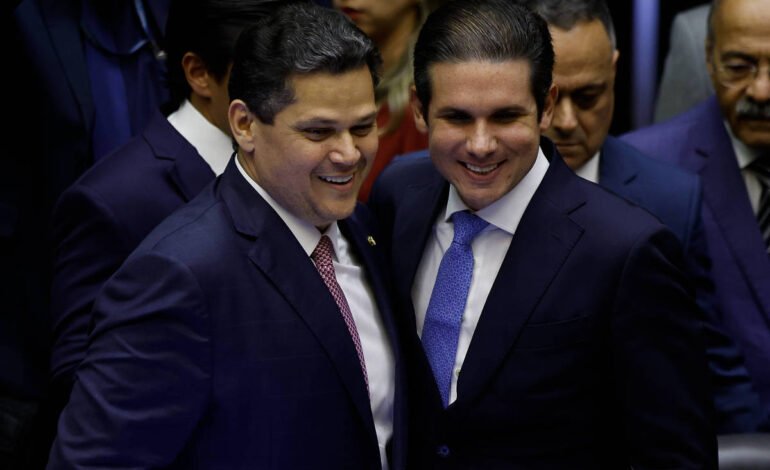 País vive conflito entre abusos do STF e tirania parlamentar