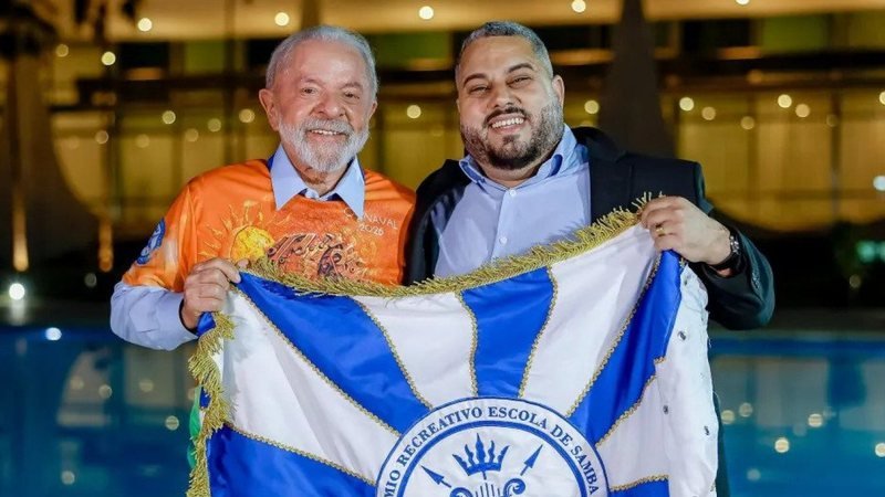 Lula diz que pretende visitar a Acadêmicos de Niterói após polêmica sobre homenagem