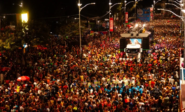 Bahia recebe mais de 3,8 milhões de turistas no Carnaval 2026