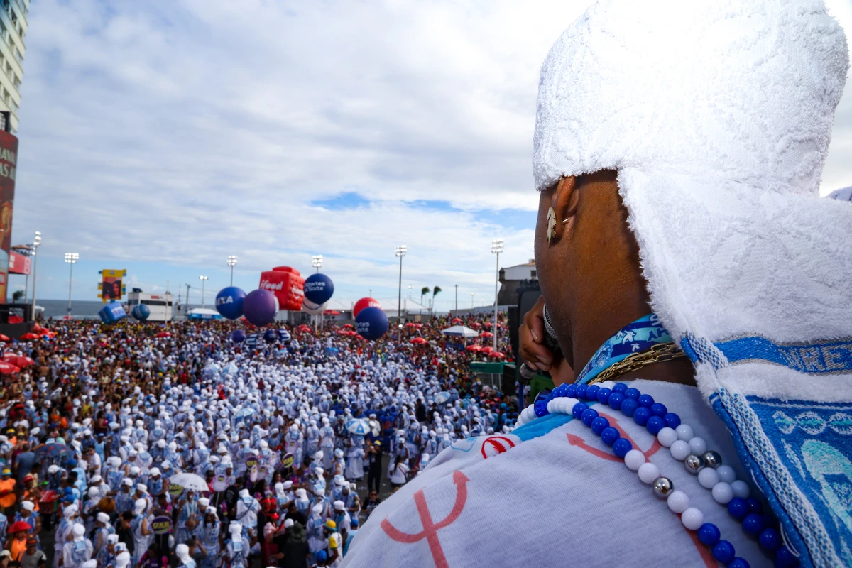 Filhos de Gandhy cobram saída do Camaleão no início do circuito Dodô