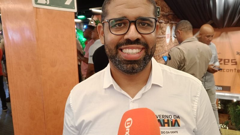 Secretário critica atuação da Prefeitura no atendimento a trabalhadores do Carnaval