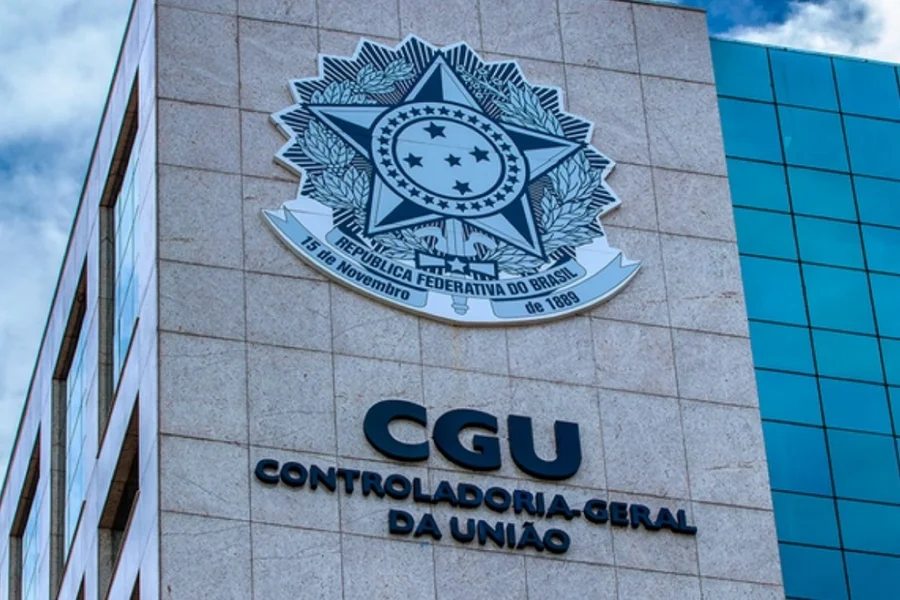 CGU aponta mais de 34 mil alertas em licitações