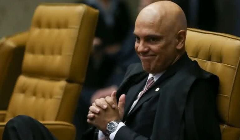 Moraes autoriza saída temporária de ex-PM condenado no caso Marielle