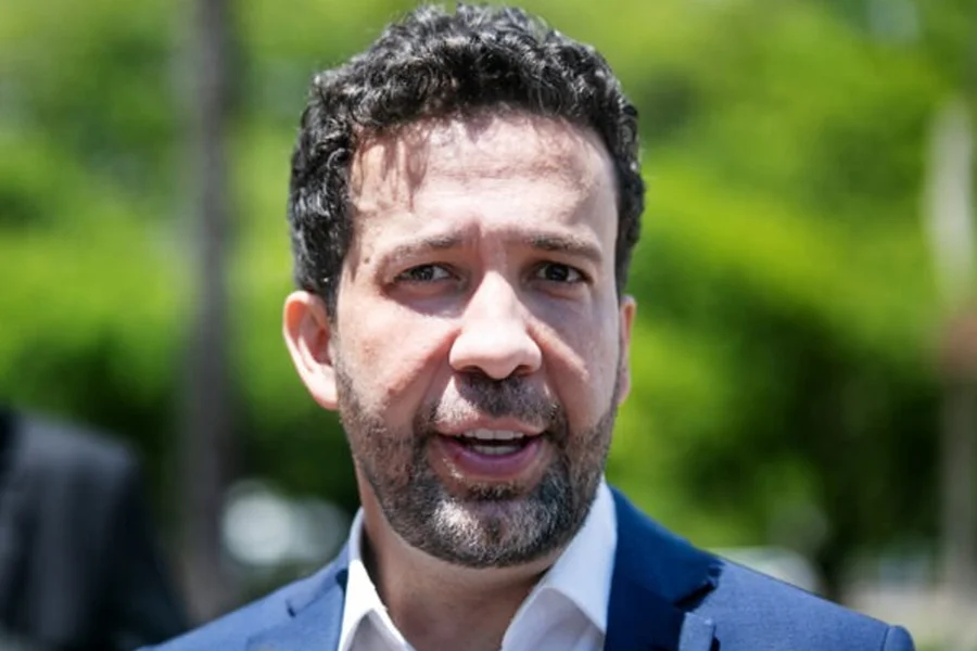 TCU investiga emendas de R$ 4 milhões enviadas por André Janones a cidade mineira