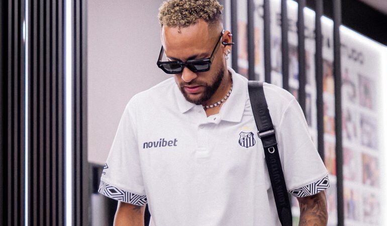 Justiça da Espanha absolve Neymar e dirigentes do Barcelona