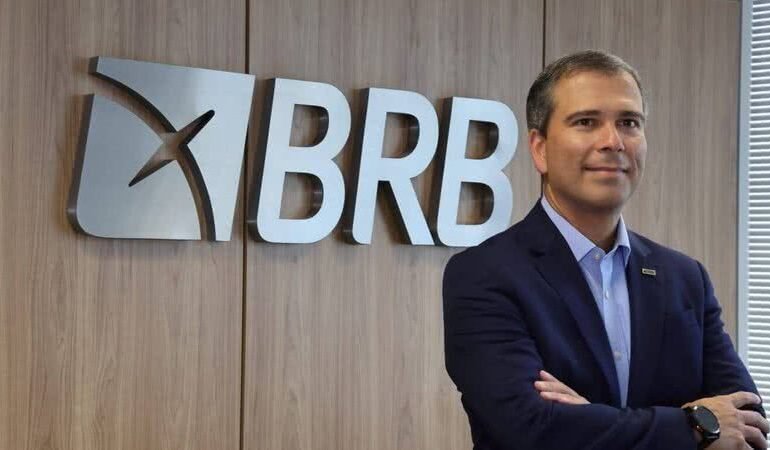 Ex-presidente do BRB sinaliza colaboração com Justiça