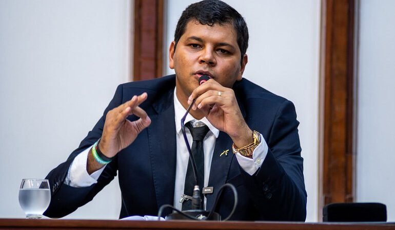 Deputado pede CPI sobre tarifa da Embasa